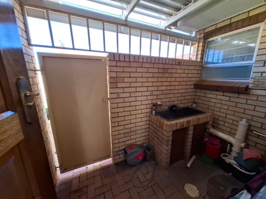 3 Bedroom Property for Sale in Pentagon Park Free State